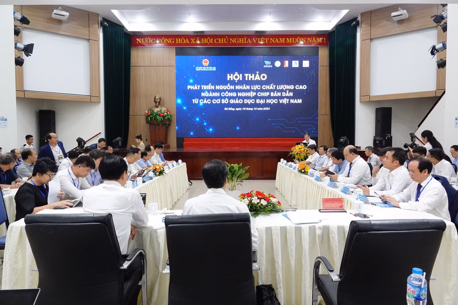 Toàn cảnh Hội thảo.
