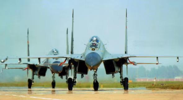 Máy bay chiến đấu Su-27UBK Không quân Trung Quốc