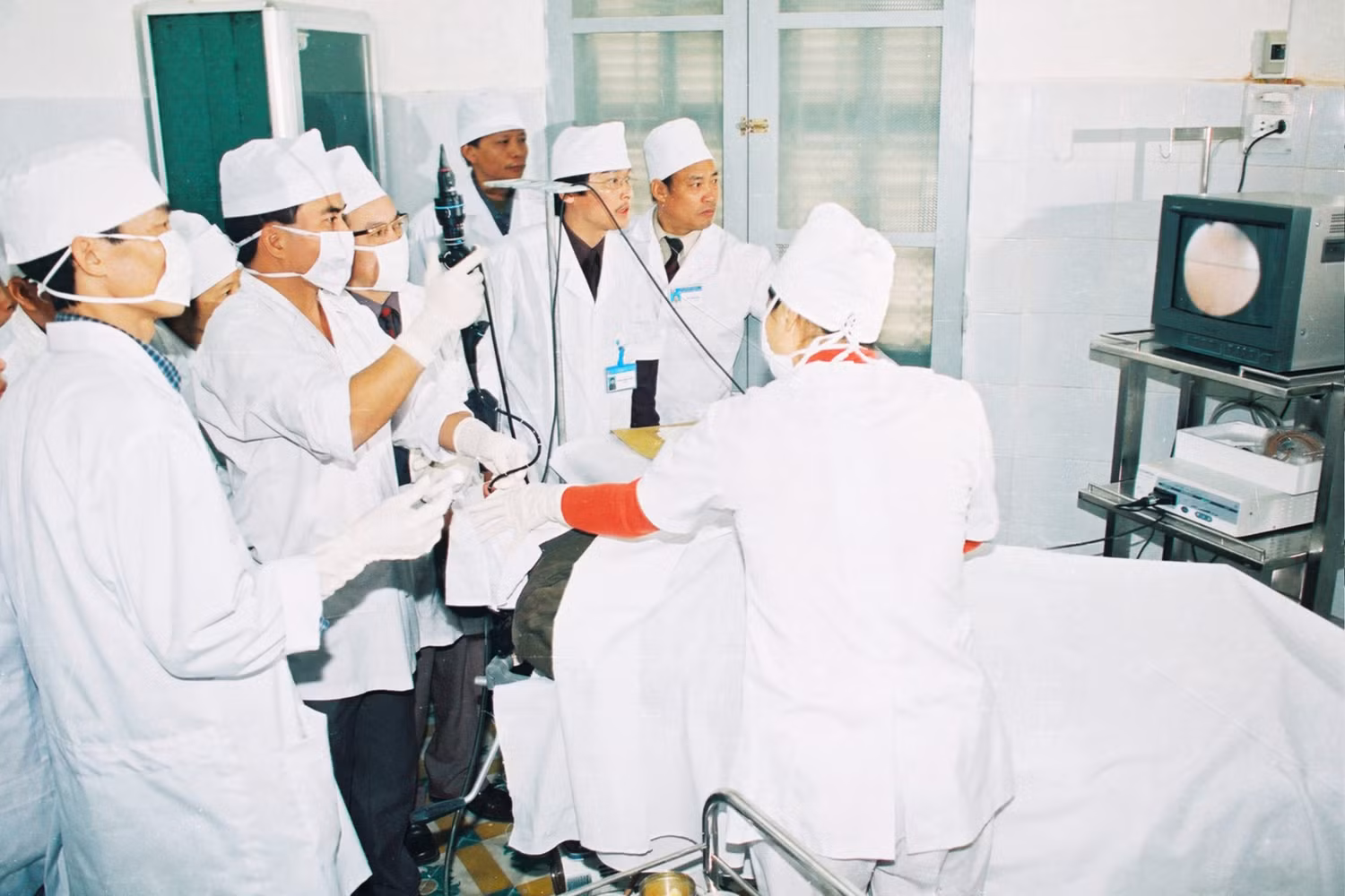 Bảo hiểm xã hội thực hiện “một cửa điện tử tập trung" từ ngày 1/1/2017 ảnh 2