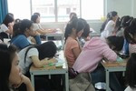 Thầy giáo nói chỉ cần 3 cách sau, sinh viên sẽ buộc phải học hành tử tế