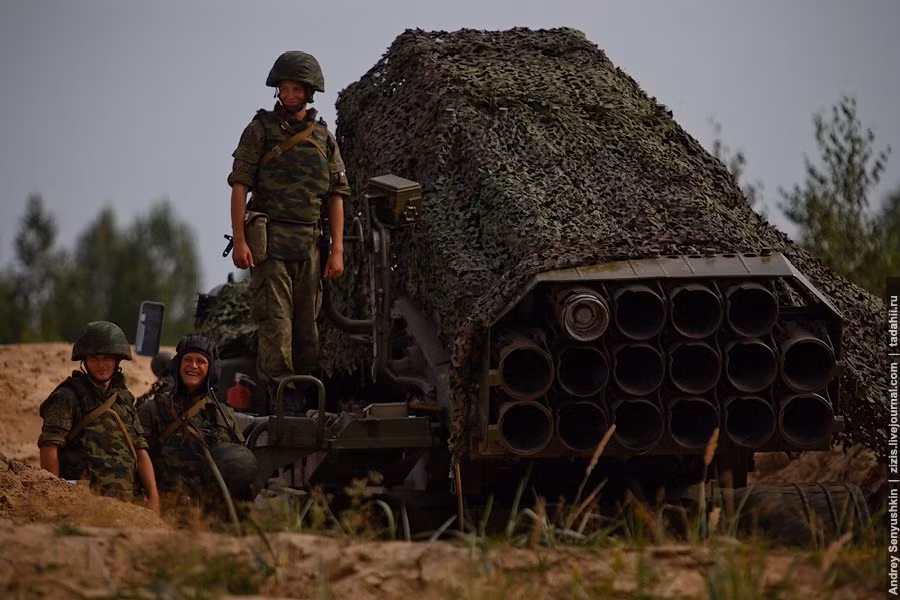 Hệ thống tên lửa tầm ngắn Armour-S1 của Nga