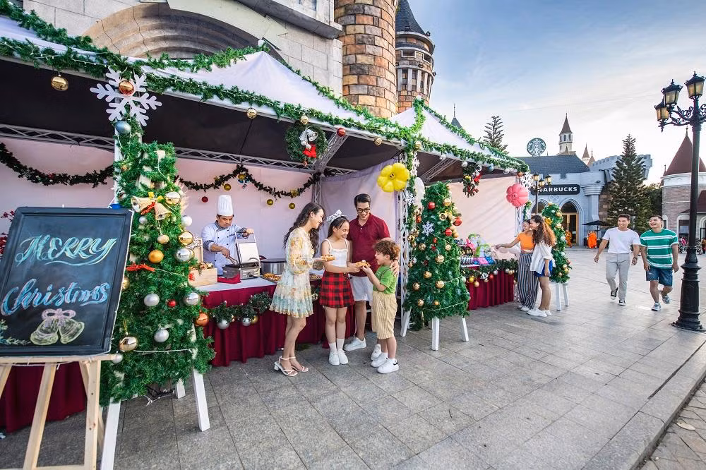 Hội chợ Giáng sinh Marche de Noel tại VinWonders Nha Trang. Hội chợ Giáng sinh Marche de Noel tại VinWonders Nha Trang.