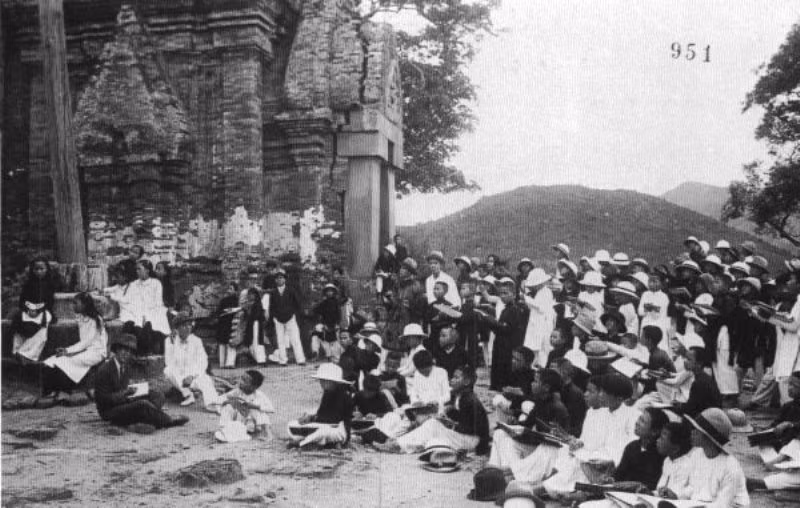 Môn lịch sử - Đi thực tế