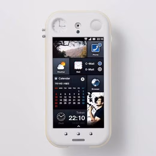 2. Fusion Phone Sự kết hợp giữa yếu tố hiện đại và phong cách cổ điển vẫn được săn đón trong làng 2-Tek. Fusion Phone chính là một sản phẩm như vậy. Được thiết kế bởi Jaime Hayon, điện thoại hướng đến việc nâng cao trải nghiệm tương tác qua khía cạnh thẩm mỹ, dựa trên những trang bị đầy chất xưa. Bởi vậy, bạn không chỉ cảm thấy thích thú với chiếc đồng hồ quen thuộc mà còn hào hứng trước hàng loạt công nghệ hiện đại khác. Nào, hãy cùng chúng tớ quan sát chùm ảnh dưới đây và trầm trồ nhé. 2. Fusion Phone Sự kết hợp giữa yếu tố hiện đại và phong cách cổ điển vẫn được săn đón trong làng 2-Tek. Fusion Phone chính là một sản phẩm như vậy. Được thiết kế bởi Jaime Hayon, điện thoại hướng đến việc nâng cao trải nghiệm tương tác qua khía cạnh thẩm mỹ, dựa trên những trang bị đầy chất xưa. Bởi vậy, bạn không chỉ cảm thấy thích thú với chiếc đồng hồ quen thuộc mà còn hào hứng trước hàng loạt công nghệ hiện đại khác. Nào, hãy cùng chúng tớ quan sát chùm ảnh dưới đây và trầm trồ nhé.