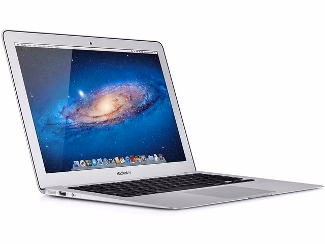 Liệu ultrabook có thể sánh được với MacBook Air cả về tính năng lẫn giá cả?
