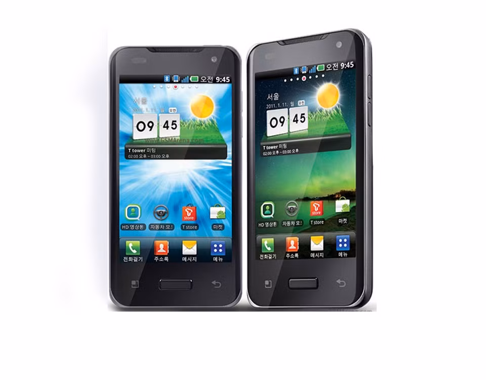 2. LG 2X SU660 Optimus 2X cũng sử dụng chip lõi kép Nvidia Tegra 2 tốc độ 1GHz giống K-Touch W700. Máy chạy hệ điều hành Android 2.2, camera 8MP có thể quay video 1080p, cổng HDMI, khe cắm thẻ microSD và pin 1.500 mAh. Optimus 2X (tên mã là SU 660) thực chất là sản phẩm phục vụ thị trường nội địa Hàn Quốc. Tuy nhiên, do máy có cấu hình tốt lại có giá hợp lý và rất được người dùng Hàn Quốc ưa chuộng nên máy cũng xuất hiện tại Việt Nam theo đường xách tay. Một số cửa hàng ở TP.HCM bán với giá 5 triệu đồng. 2. LG 2X SU660 Optimus 2X cũng sử dụng chip lõi kép Nvidia Tegra 2 tốc độ 1GHz giống K-Touch W700. Máy chạy hệ điều hành Android 2.2, camera 8MP có thể quay video 1080p, cổng HDMI, khe cắm thẻ microSD và pin 1.500 mAh. Optimus 2X (tên mã là SU 660) thực chất là sản phẩm phục vụ thị trường nội địa Hàn Quốc. Tuy nhiên, do máy có cấu hình tốt lại có giá hợp lý và rất được người dùng Hàn Quốc ưa chuộng nên máy cũng xuất hiện tại Việt Nam theo đường xách tay. Một số cửa hàng ở TP.HCM bán với giá 5 triệu đồng.