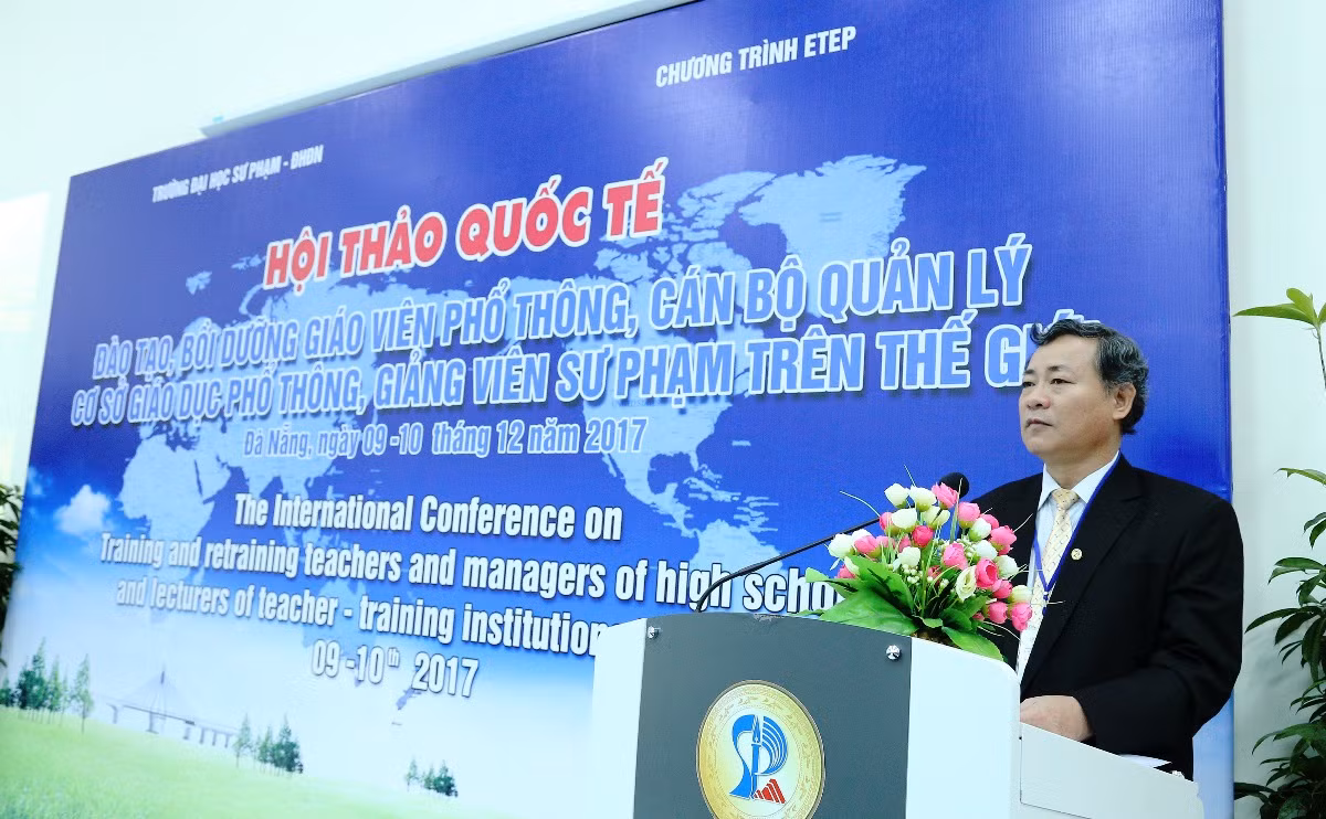 Phó Giáo sư Lưu Trang - Hiệu trưởng Trường Đại học Sư phạm Đà Nẵng chia sẻ về những đổi mới trong đào tạo giáo viên để đáp ứng yêu cầu chương trình giáo dục phổ thông mới.