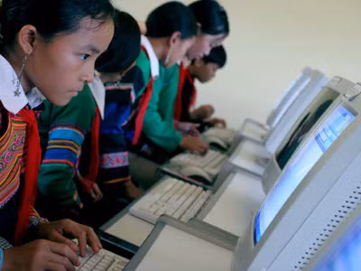 Mô hình trường bán trú và 15 cân gạo cho học sinh miền núi ảnh 2 Mô hình trường bán trú và 15 cân gạo cho học sinh miền núi ảnh 2