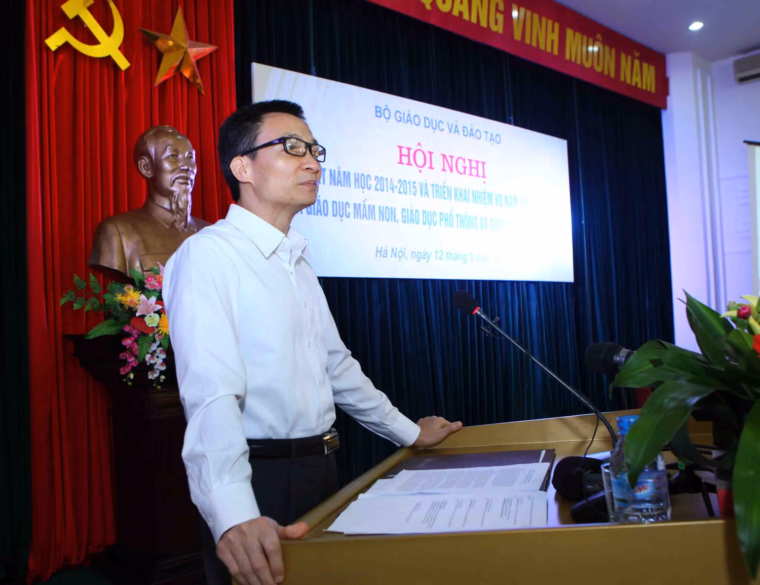 Phó thủ tướng Vũ Đức Đam phát biểu và chỉ đạo ngành giáo dục trong năm học mới. Ảnh Xuân Trung Phó thủ tướng Vũ Đức Đam phát biểu và chỉ đạo ngành giáo dục trong năm học mới. Ảnh Xuân Trung