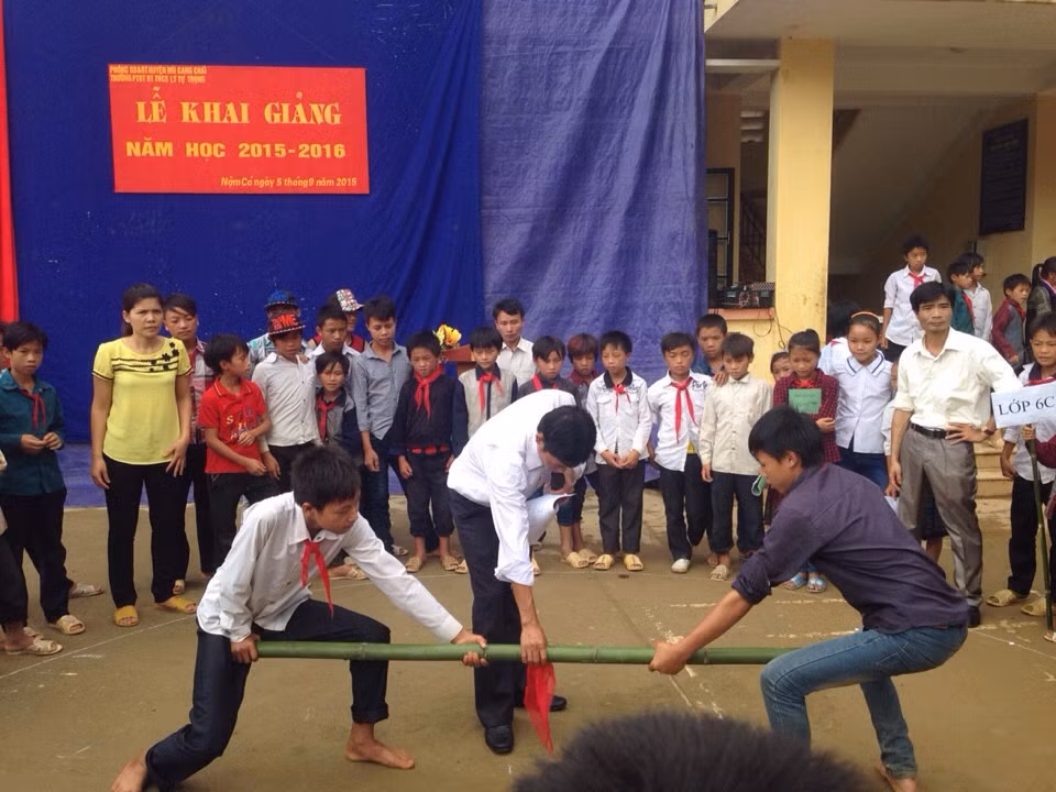 Sau Lễ Khai giảng là phần chơi trò chơi.