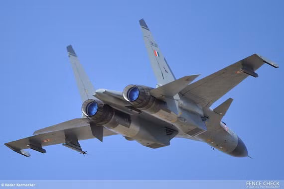 Ấn Độ đã triển khai máy bay chiến đấu Su-30MKI ở biên giới Trung-Ấn
