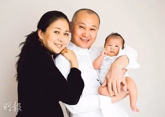Gia đình hậu duệ Khổng Tử: Nhã An, Khổng Duy Chúng và Khổng Thùy Sân