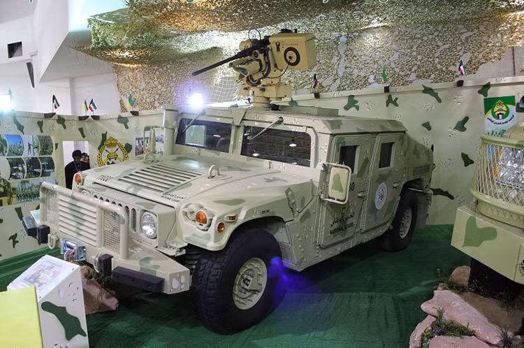 Xe bọc thép hạng nhẹ Humvee của Lực lượng phòng vệ Kuwait Xe bọc thép hạng nhẹ Humvee của Lực lượng phòng vệ Kuwait