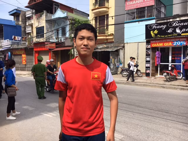 Tự đánh giá không học giỏi Văn nhưng Lê Thành Nam, học sinh Trường Trung học phổ thông Hoài Đức A cho biết vẫn làm bài khá tốt.