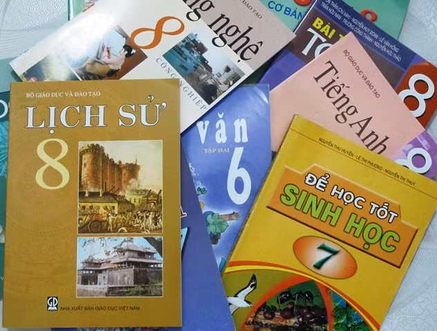 “Tích hợp” 1 sách 3 thầy, xin đừng cố đấm ăn xôi ảnh 2