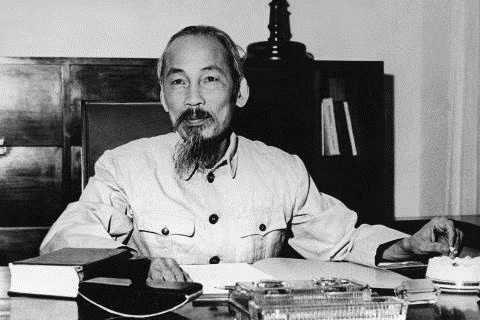 Giả thuyết về ẩn ý họ tên Người – Hồ Chí Minh ảnh 3 Giả thuyết về ẩn ý họ tên Người – Hồ Chí Minh ảnh 3