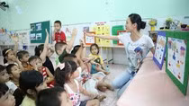 Cô giáo đặt câu hỏi vì sao giáo viên vừa thừa vừa thiếu? ảnh 2 Cô giáo đặt câu hỏi vì sao giáo viên vừa thừa vừa thiếu? ảnh 2