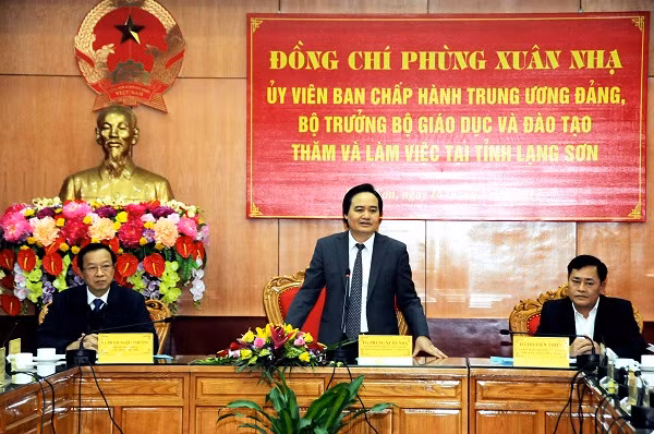 Bộ trưởng Phùng Xuân Nhạ đã có chuyến thăm và làm việc tại tỉnh Lạng Sơn. Bộ trưởng Phùng Xuân Nhạ đã có chuyến thăm và làm việc tại tỉnh Lạng Sơn.
