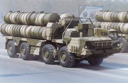Hệ thống tên lửa phòng không S-400 Nga