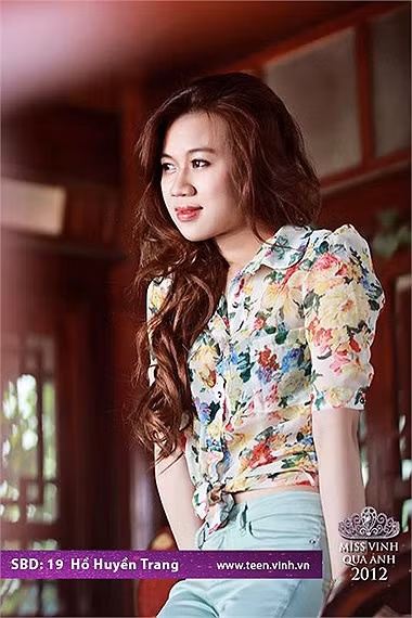 Hồ Huyền Trang. >>Những nữ sinh đẹp nhất thành Vinh (P1) >>Hoa khôi các trường Đại học, Cao đẳng