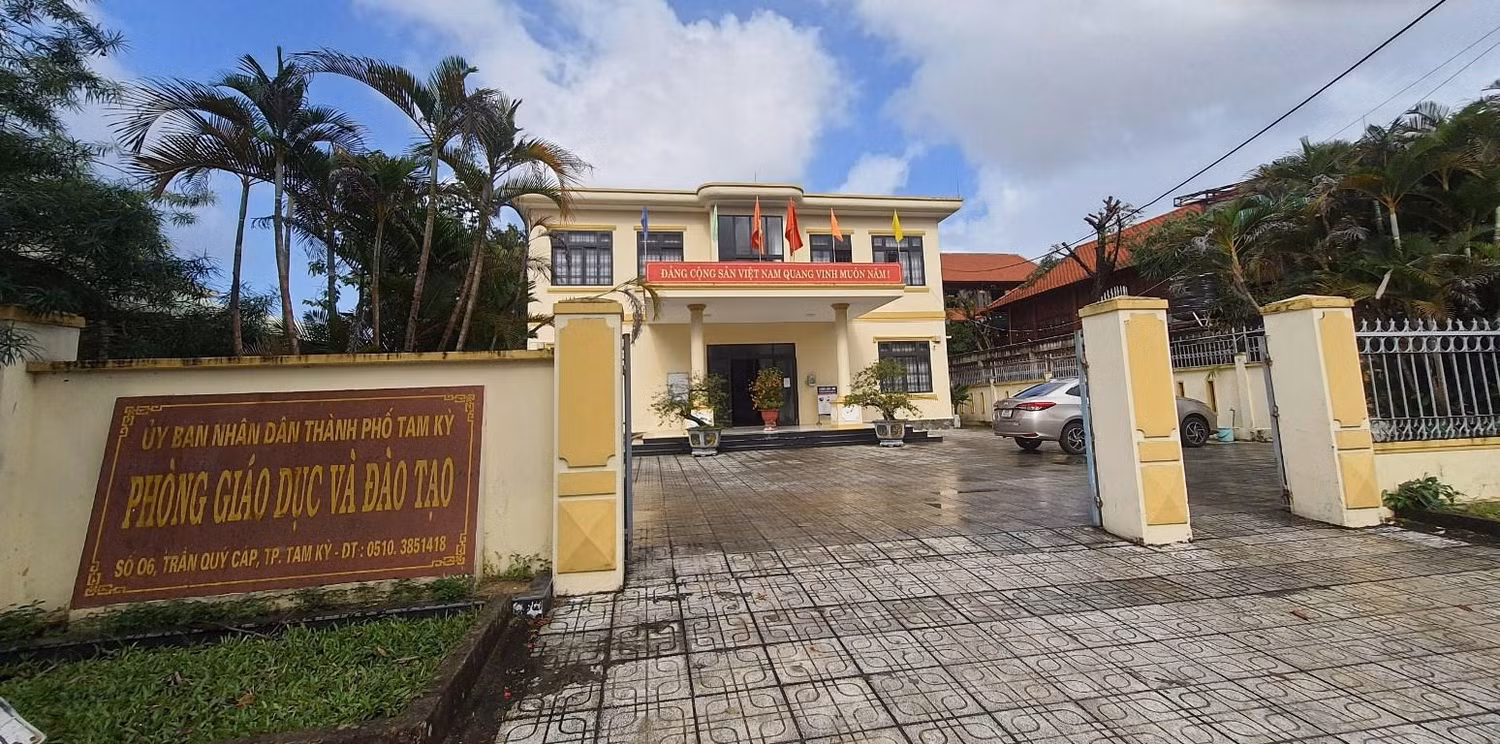 Lãnh đạo Phòng giáo dục thành phố Tam Kỳ cho biết, Trường Đại học Quảng Nam đã gửi đề án để đơn vị góp ý, hoàn thiện thủ tục để sớm cấp phép hoạt động cho Trường mầm non Thực hành. Ảnh: ĐT