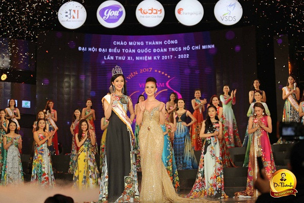 Phạm Thị Thu Hà - tân Hoa khôi sinh viên Việt Nam 2017.