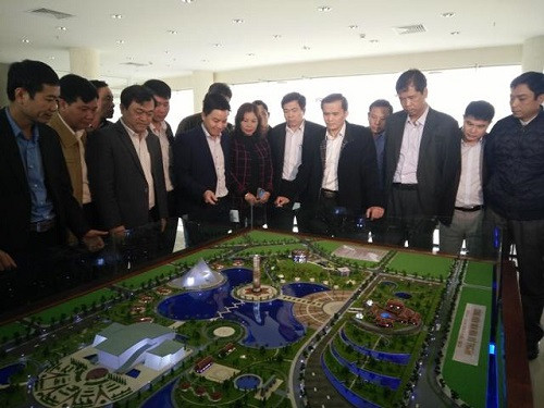 Lãnh đạo tỉnh Thanh Hóa đánh giá mô hình công viên văn hóa xứ Thanh (ảnh: Thanhhoa.gov.vn) Lãnh đạo tỉnh Thanh Hóa đánh giá mô hình công viên văn hóa xứ Thanh (ảnh: Thanhhoa.gov.vn)