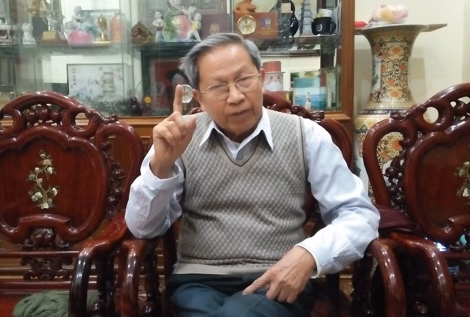 Thiếu tướng Lê Văn Cương, nguyên Viện trưởng Viện Nghiên cứu chiến lược (Bộ Công an). Ảnh: Quốc Toản/giaoduc.net.vn.