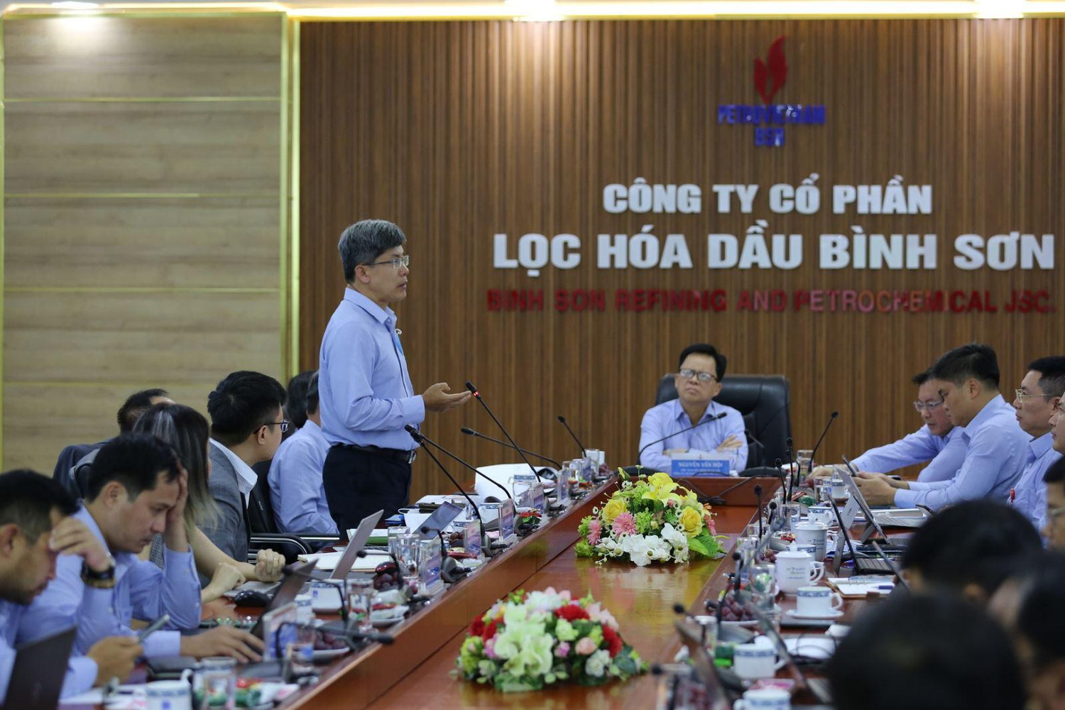Thành viên Hội đồng quản trị Công ty cổ phần Lọc hóa dầu Bình Sơn Nguyễn Hải Âu bàn luận một số nội dung tại hội thảo. Ảnh: BSR Thành viên Hội đồng quản trị Công ty cổ phần Lọc hóa dầu Bình Sơn Nguyễn Hải Âu bàn luận một số nội dung tại hội thảo. Ảnh: BSR