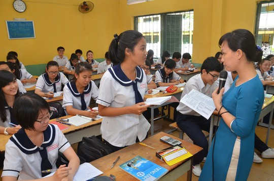 Số giáo viên hưởng ứng, làm tốt đổi mới giáo dục thì ít, số giáo viên “quay lưng”, ỳ ạch, phản bác, lúc nào cũng kêu ca, than khó, than khổ thì nhiều. (Ảnh: nld.com.vn) Số giáo viên hưởng ứng, làm tốt đổi mới giáo dục thì ít, số giáo viên “quay lưng”, ỳ ạch, phản bác, lúc nào cũng kêu ca, than khó, than khổ thì nhiều. (Ảnh: nld.com.vn)