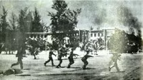 Quân tình nguyện Việt Nam và lực lượng vũ trang yêu nước Campuchia tấn công giải phóng PhnomPenh. Ảnh tư liệu.
