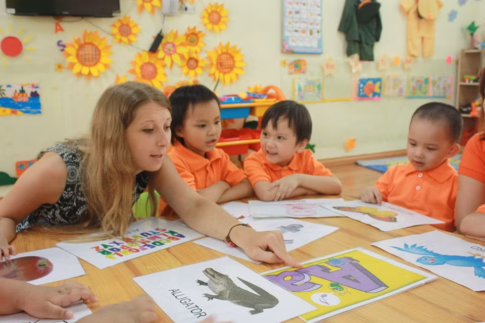 Bé được học tiếng Anh từ nhỏ, phát triển ngôn ngữ tiếng Anh từ trong tiềm thức như một thứ ngôn ngữ thứ hai.