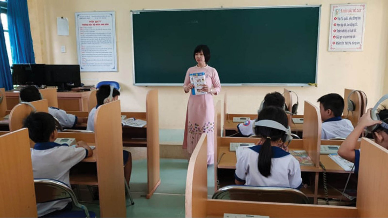 Giáo viên cốt cán có nhiệm vụ gì? (Ảnh minh hoạ: Baothuathienhue.vn) Giáo viên cốt cán có nhiệm vụ gì? (Ảnh minh hoạ: Baothuathienhue.vn)