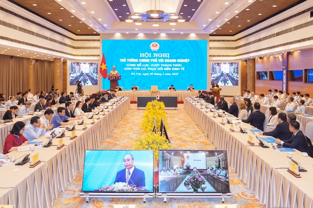 Hội nghị trực tuyến với Doanh nghiệp sáng nay được Thủ tướng Chính phủ Nguyễn Xuân Phúc chủ trì