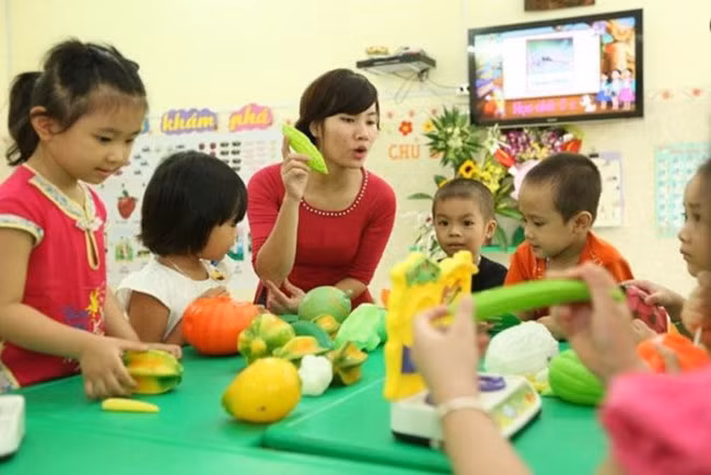Nghỉ phòng dịch Covid-19, thầy cô trường tư chỉ biết thở dài!