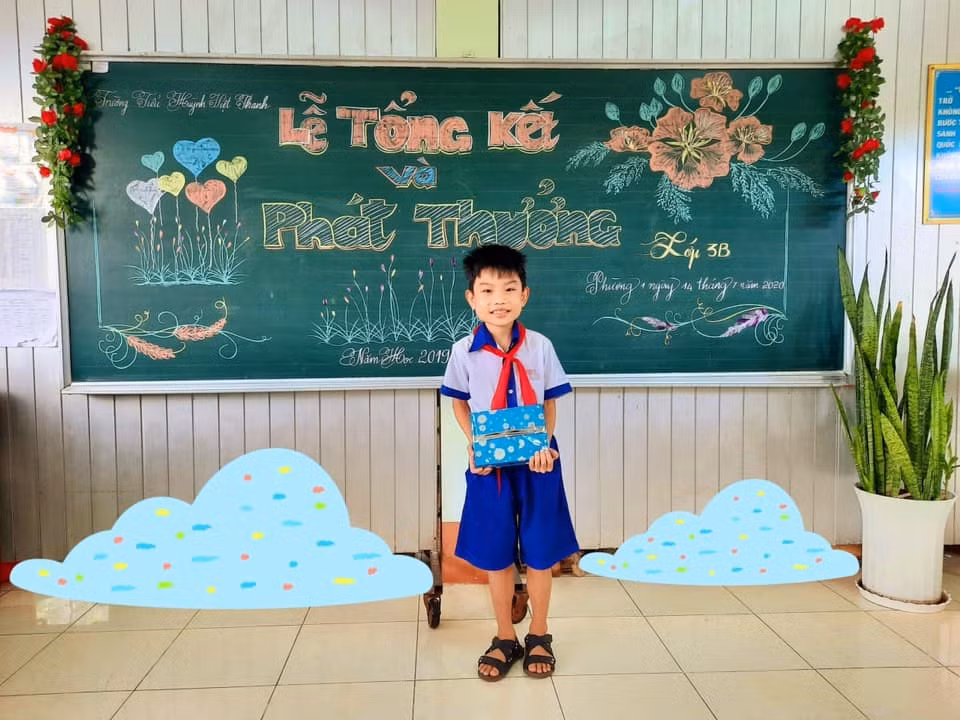 Khi cô thương trò mắc hội chứng tự kỷ như con mình, những điều kỳ diệu sẽ đến ảnh 1