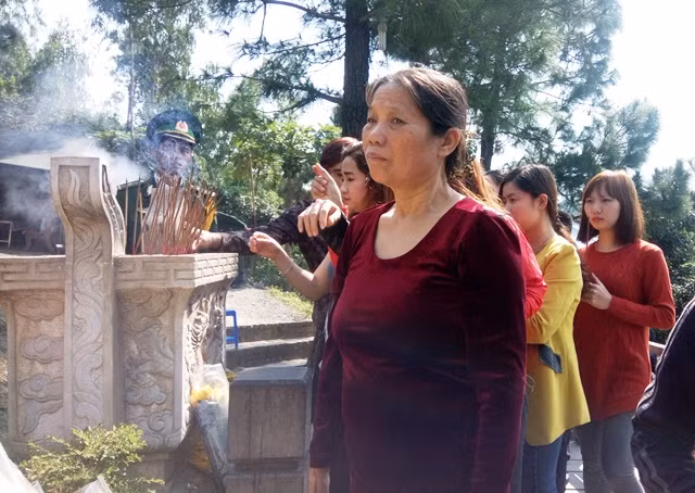 Một mùa xuân nữa lại qua đi, nhưng tình cảm của mọi người dân đối với Đại tướng vẫn luôn nguyên vẹn (Ảnh: Thủy Phan)