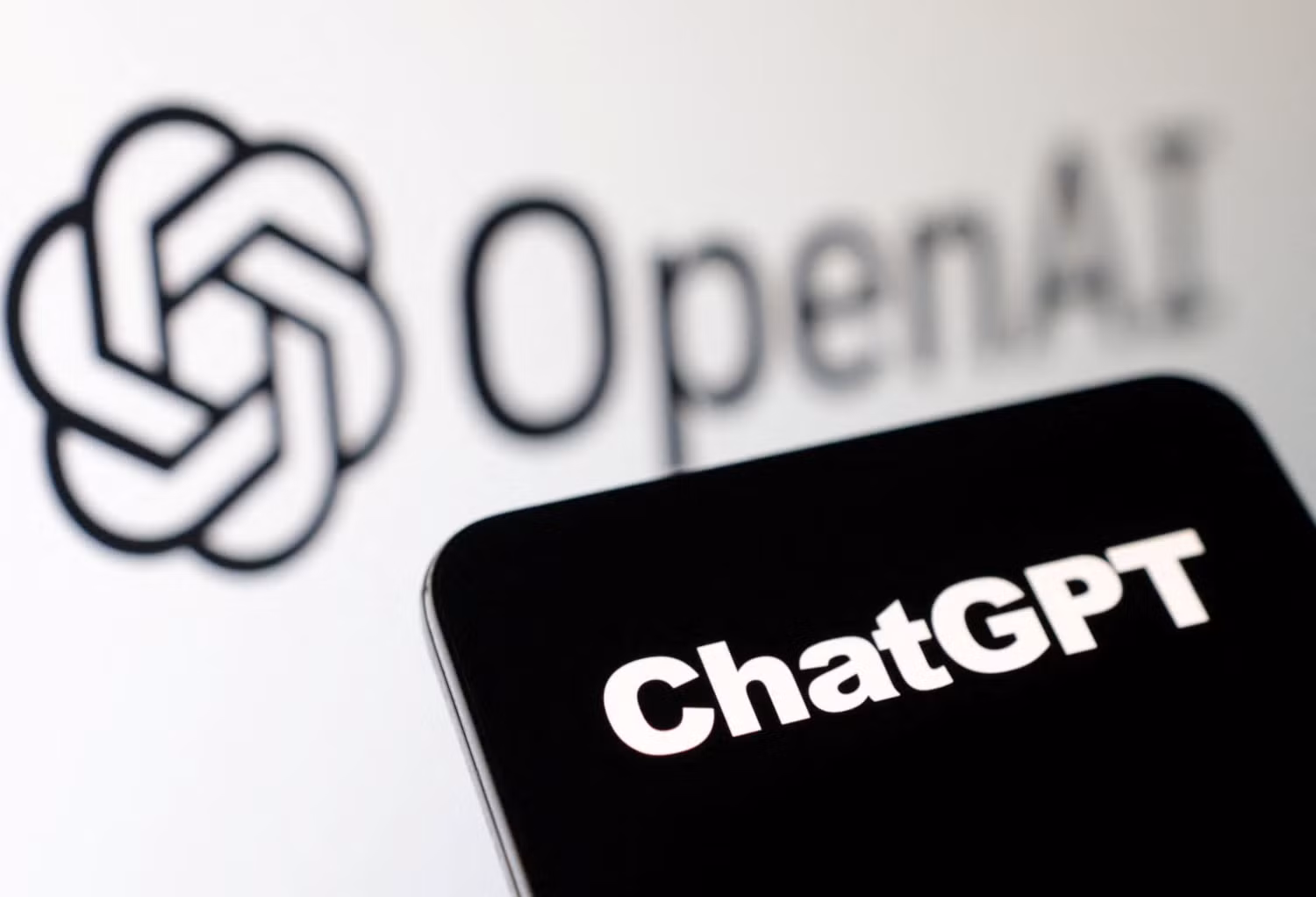 Biểu tượng của ChatGPT và Open AI. Ảnh: Reuters Biểu tượng của ChatGPT và Open AI. Ảnh: Reuters