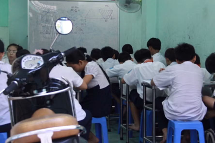 Vấn nạn dạy thêm, học thêm (Ảnh minh họa: laodong.vn). Vấn nạn dạy thêm, học thêm (Ảnh minh họa: laodong.vn).