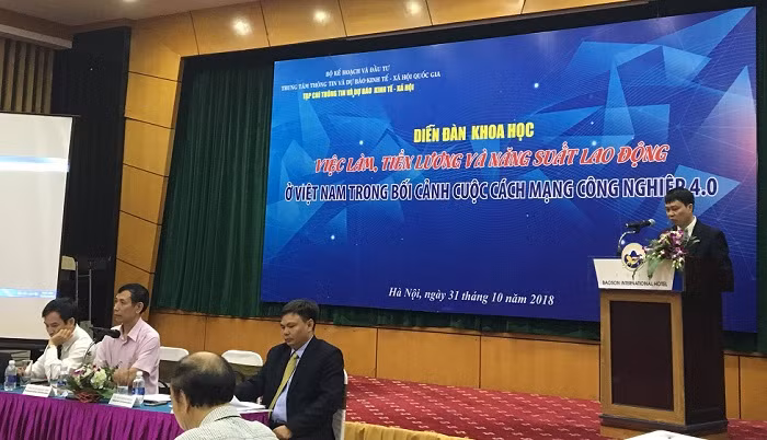 Diễn đàn khoa học Việc làm, tiền lương và năng suất lao động ở Việt Nam” trong bối cảnh cuộc cách mạng công nghiệp 4.0 (Ảnh: An Nhiên).