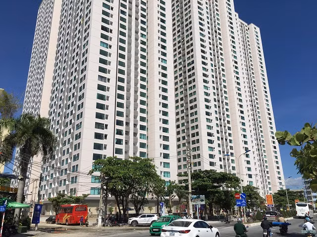Khu tổ hợp Mường Thanh Viễn Triều được thiết kế khang trang phục vụ cho nhiều đối tượng (Ảnh: Công Tâm). Khu tổ hợp Mường Thanh Viễn Triều được thiết kế khang trang phục vụ cho nhiều đối tượng (Ảnh: Công Tâm).