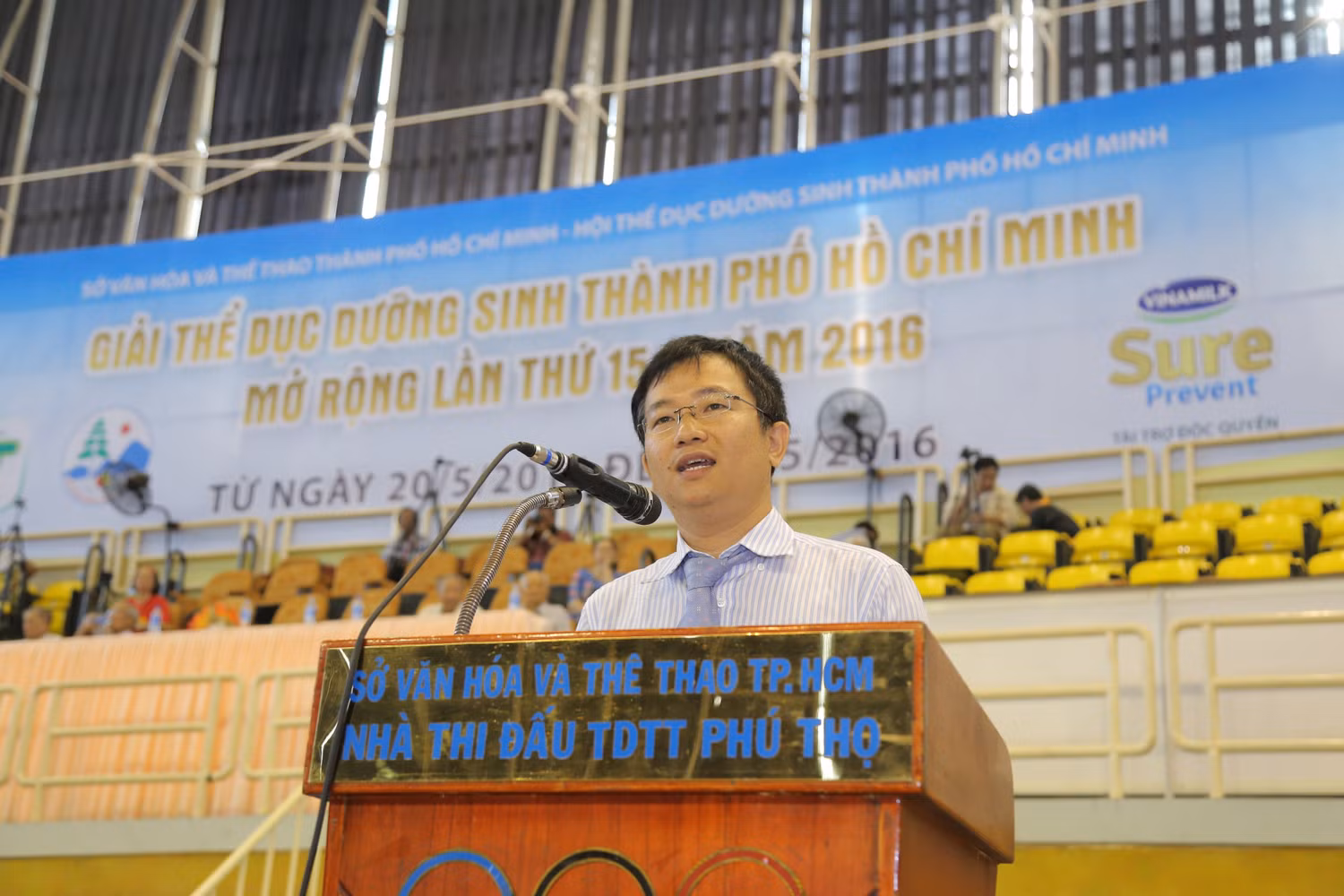 Ông Mai Thanh Việt – Giám Đốc Marketing ngành hàng sữa bột Vinamilk phát biểu tại giải thi đấu.
