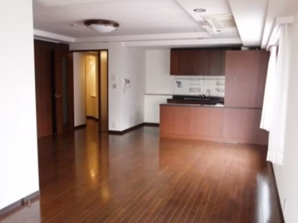 Một căn hộ sang trọng, không có đồ đạc, 2 phòng ngủ ở Tokyo có giá cho thuê theo tháng trung bình là 4.847 USD. Cũng căn hộ như thế ở New York chỉ có chi phí 4.500 USD. Một căn hộ sang trọng, không có đồ đạc, 2 phòng ngủ ở Tokyo có giá cho thuê theo tháng trung bình là 4.847 USD. Cũng căn hộ như thế ở New York chỉ có chi phí 4.500 USD.