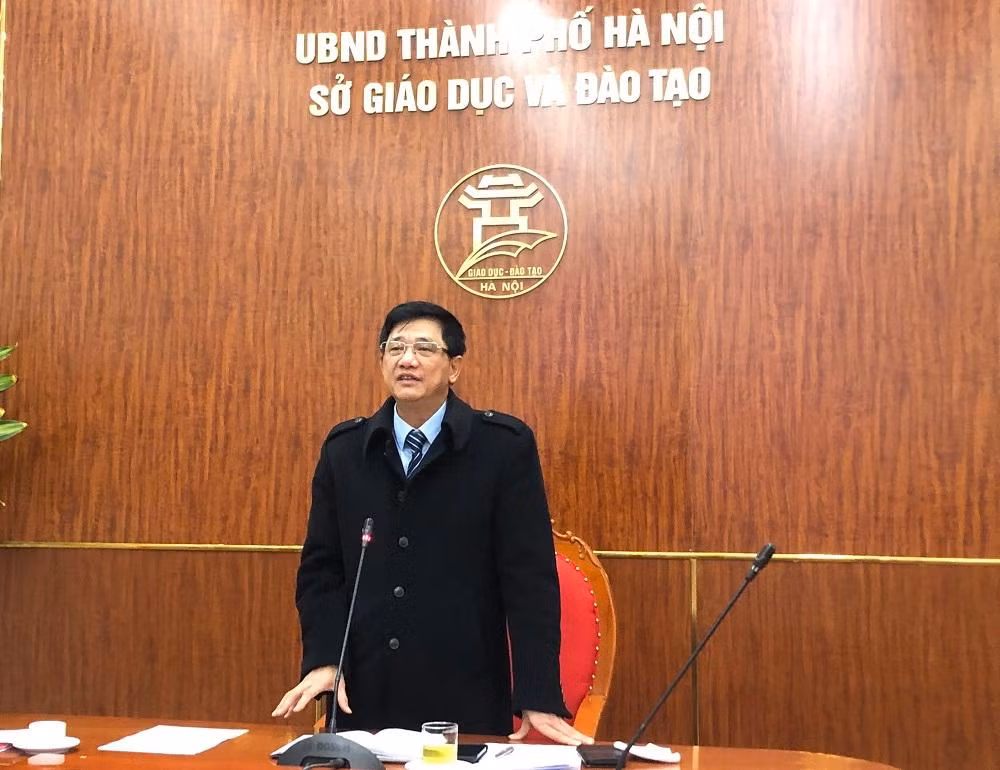 Ông Phạm Xuân Tiến - Phó Giám đốc Sở Giáo dục và Đào tạo Thành phố Hà Nội phát biểu tại hội nghị. (Ảnh: Trung Dũng) Ông Phạm Xuân Tiến - Phó Giám đốc Sở Giáo dục và Đào tạo Thành phố Hà Nội phát biểu tại hội nghị. (Ảnh: Trung Dũng)