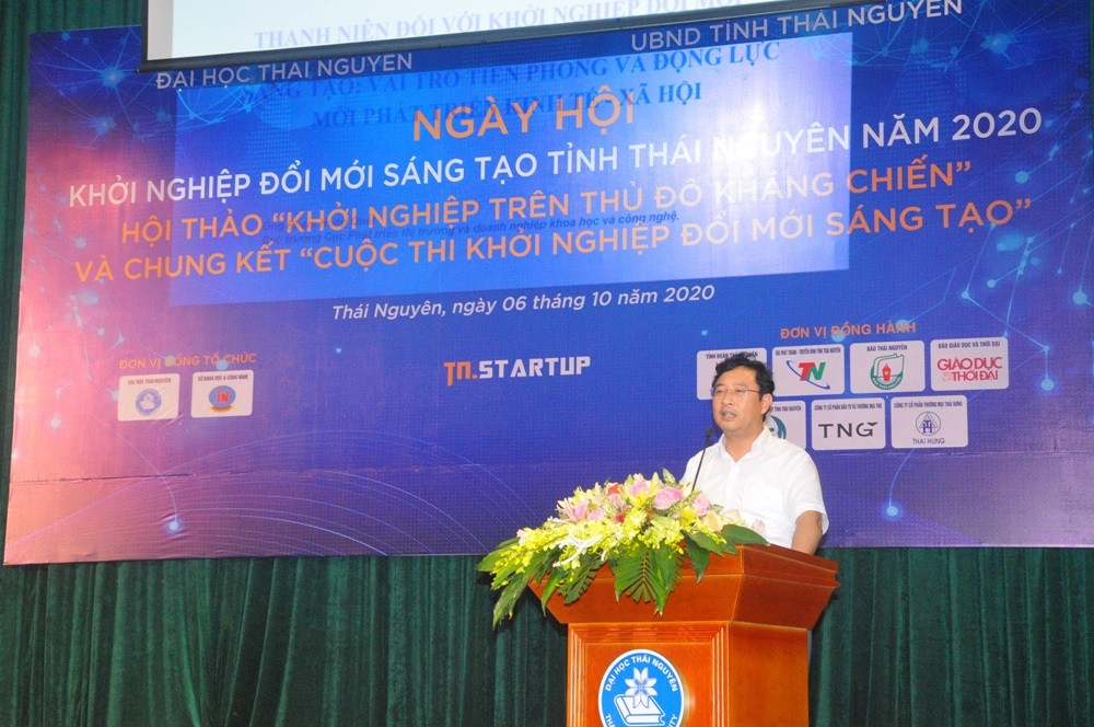 Ông Phạm Hồng Quất, Cục trưởng Cục phát triển thị trường và Doanh nghiệp khoa học công nghệ, Bộ Khoa học Công nghệ chia sẻ tại hội thảo. Ông Phạm Hồng Quất, Cục trưởng Cục phát triển thị trường và Doanh nghiệp khoa học công nghệ, Bộ Khoa học Công nghệ chia sẻ tại hội thảo.