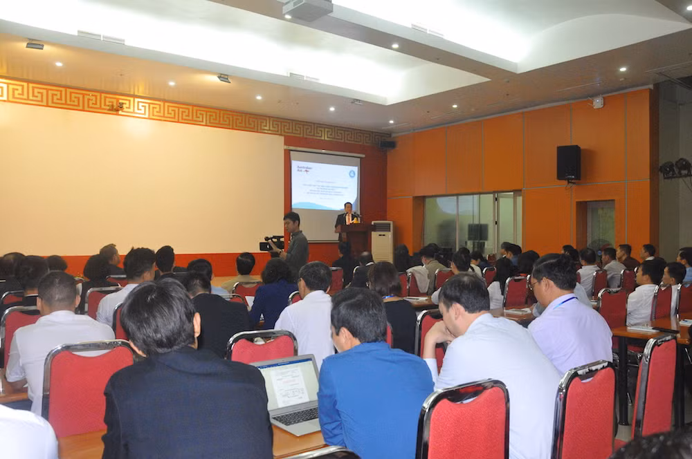 Giáo sư, Tiến sĩ Phạm Hồng Quang – Tỉnh ủy viên, Bí thư Đảng ủy, Giám đốc Đại học Thái Nguyên phát biểu tại Hội thảo.