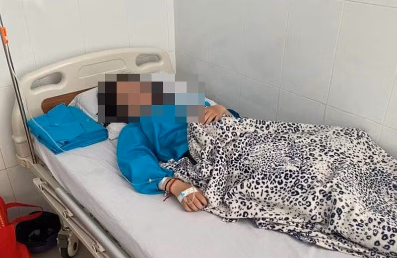 Sự việc xảy ra với nữ sinh Y. là hồi chuông cảnh tỉnh với nhiều thầy cô và các phụ huynh. Ảnh: Báo Pháp luật Thành phố Hồ Chí Minh.