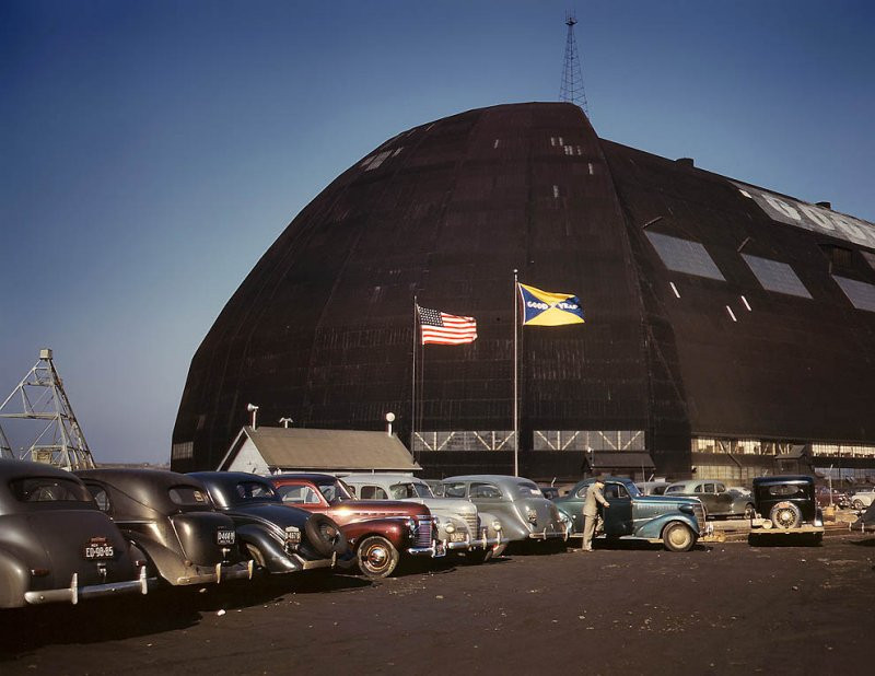 Nhà máy sản xuất máy bay Goodyear, Akron, Ohio, 1941.