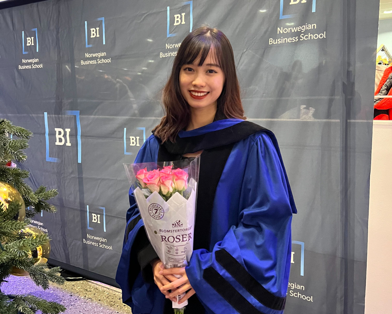 Nguyễn Hải Hậu đã tốt nghiệp thạc sĩ ngành Kinh doanh tại Trường BI Norwegian Business School với bằng danh dự (Graduation with Honours) cùng số điểm GPA 4.8/5.0 (Ảnh: NVCC). Nguyễn Hải Hậu đã tốt nghiệp thạc sĩ ngành Kinh doanh tại Trường BI Norwegian Business School với bằng danh dự (Graduation with Honours) cùng số điểm GPA 4.8/5.0 (Ảnh: NVCC).