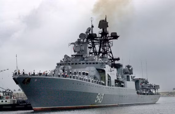 Tàu săn ngầm cỡ lớn Shaposhnikov của Hạm đội Thái Bình Dương, Hải quân Nga. Tàu săn ngầm cỡ lớn Shaposhnikov của Hạm đội Thái Bình Dương, Hải quân Nga.